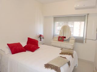Excelente 3 ambientes - Barrio Norte - frente plaza Oussay -