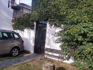 Vende Hermosa Casa 4 Amb Con Parque, Quincho, Pileta Y Cochera