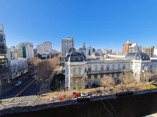 Cochera cubierta en La Plata -Tribunales - Dacal Bienes Raíces