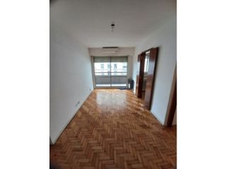 Foto 1 de ALQUILER 2  AMB Y  MEDIO.BALCON AL FRENTE .AV PUEYRREDON AL 400