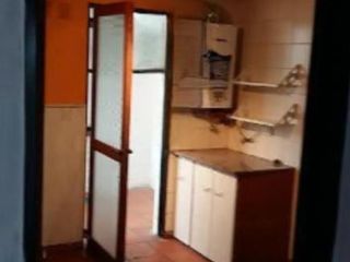 PH en venta - 2 dormitorios 1 baño - 180 mts2 - Tolosa