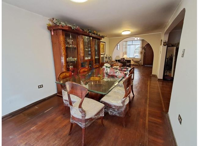 Casa en Venta en Santiago de Surco – další