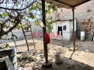 Foto 12 de GRAN OPORTUNIDAD EN PUENTE PIEDRA!

Se vende Casa a precio de terreno
Hermosa Casa de 219 m² Terreno - Parametro 4 Pisos - Cerca Ovalo Zapallal
Ub