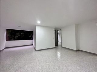 Apartamento en venta La Floresta, Medellín , Remodelado
