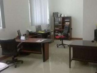 Foto 5 de ARRIENDO BODEGA INDUSTRIAL ALTO IMPACTO, NORTE DE QUITO.