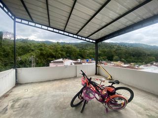 Foto 9 de VENTA DE CASA BARRIO PAN AZÚCAR BUCARAMANGA REFORMADA. Cod V5904
