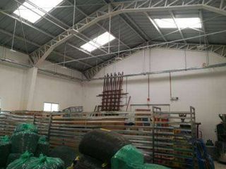 Foto 3 de ARRIENDO BODEGA 160M2 EN TUMBACO