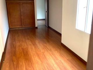 Foto 2 de VENTA DE CASA EN EL SECTOR DE NORMANDÍA EN BOGOTÁ