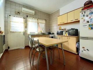 Casa PH en venta en Castelar Sur