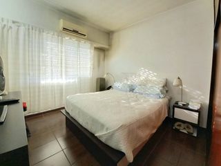 Casa PH en venta en Castelar Sur