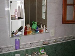 Foto 2 de CHALET 5 AMBIENTES EN GASCON Y JUJUY