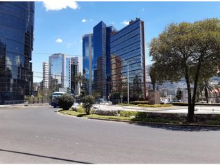 Terreno en venta para constructores (12 pisos) Plaza Artigas Quito