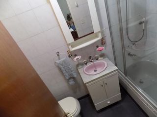 VENTA RETASADO -DUPLEX 4 AMBIENTES 2 BAÑOS 2 COCHERAS COC COM JARDIN FDO-P CHACABUCO