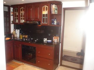 VENTA APARTAMENTO 131m2 2H1/E/1G CHICO PARA REMODELAR