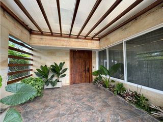 Se vende espectacular casa en Rozo