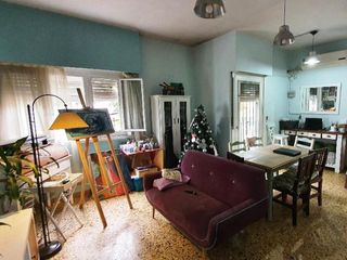 Casa en venta de 6 ambientes con cocheras en Olivos