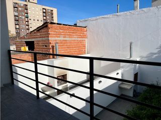 Ph 3 ambientes con patio en San José