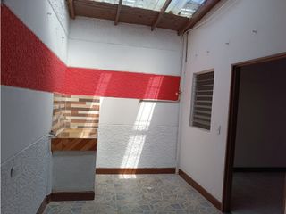 Casa Comercial en Arriendo Medellin Sector Calasanz