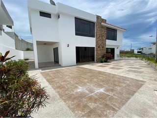 Foto 8 de Casa de venta zona sur de Manta