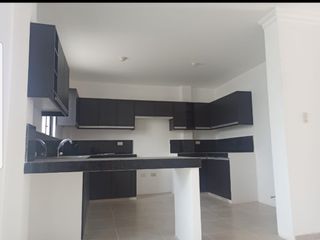Foto 3 de Nueva Casa en Venta - Urbanización Cataluña (J Luna)