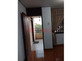 Casa en Venta en San Juan de Miraflores - Widok 2