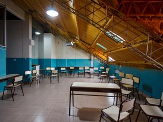 Edificio Comercial , 1200 m2,  para educación, oficinas, consultorios, Centro de Neuquén