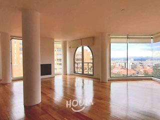 Foto 1 de Apartamento Rosales ID: 157083r