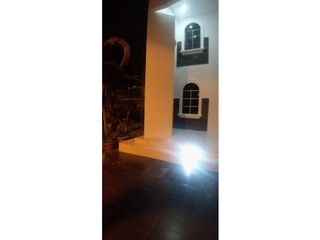 Casa  en Samborondon, Guayaquil Tenis  (2 casas en 1)