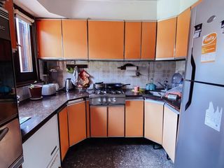 Casa venta 3 dormitorios, 2 baños, 1 escritorio, 1 cochera - 300 mts2 totales - Manuel B Gonnet