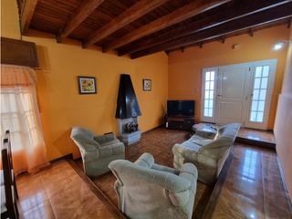 CASA EN DOLORES