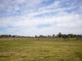 Campo de 77 hectáreas con mejoras en Abbott, San Miguel del Monte