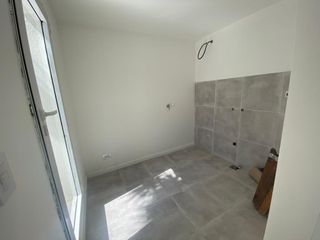 Foto 4 de Casa en venta de 3 dormitorios c/ cochera en Barrio San Jose