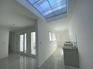 Foto 1 de Casa en venta de 3 dormitorios c/ cochera en Barrio San Jose