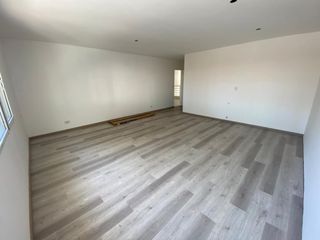 Foto 14 de Casa en venta de 3 dormitorios c/ cochera en Barrio San Jose