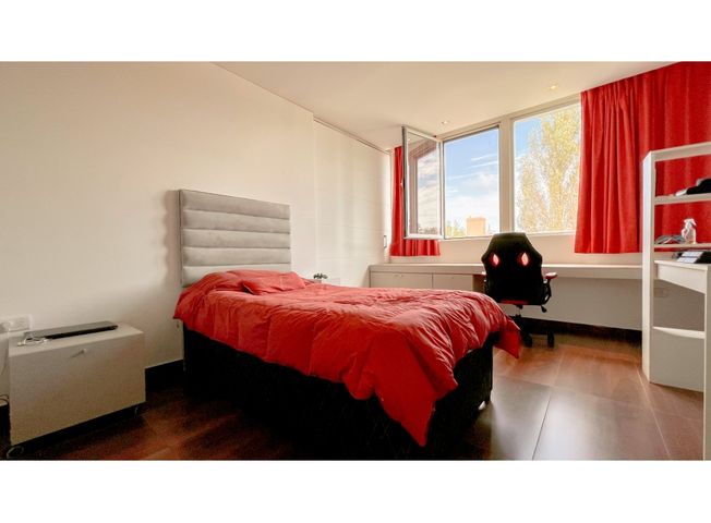 place photo 48
