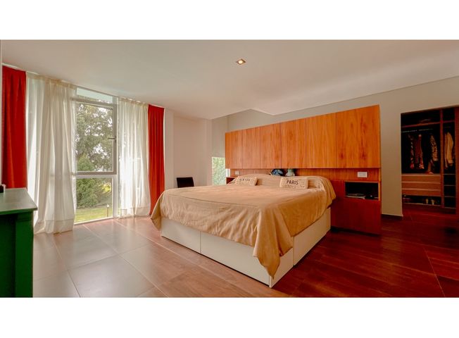 place photo 49