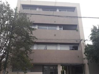 Departamento en venta - 2 dormitorios 2 baños - cochera - 81mts2 - La Plata