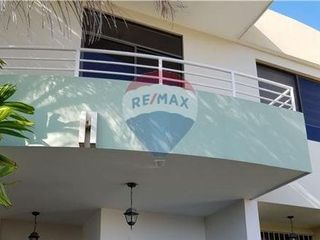 Foto 2 de Casa de venta en Manta  zona sur