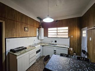Casa para 2 Familias en venta en Villa Dominico