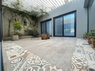 Foto 11 de Divino Rostro Casa estilo minimalista 6 ambientes + parque + pileta