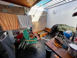 PH tipo casa con Cochera patio terraza en villa pueyrredon