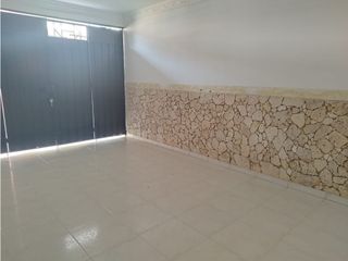 Foto 8 de CASA DE DOS PISOS EN SECTOR RESIDENCIAL PERMUTA EN PARTE DE PAGO