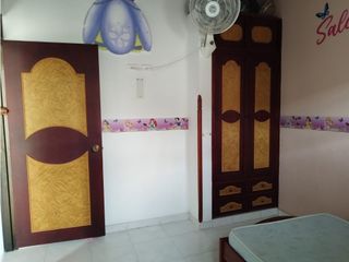 Foto 16 de CASA DE DOS PISOS EN SECTOR RESIDENCIAL PERMUTA EN PARTE DE PAGO