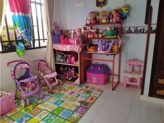 Foto 13 de CASA DE DOS PISOS EN SECTOR RESIDENCIAL PERMUTA EN PARTE DE PAGO