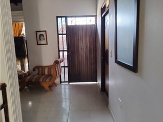 Foto 28 de CASA DE DOS PISOS EN SECTOR RESIDENCIAL PERMUTA EN PARTE DE PAGO