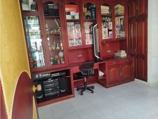 Foto 17 de CASA DE DOS PISOS EN SECTOR RESIDENCIAL PERMUTA EN PARTE DE PAGO
