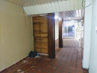 Foto 4 de Local  en venta en Vicente López