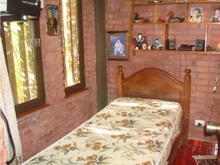 VENDO CHALET (4) Dormitorios - lote 430M2. - LOS TRONCOS