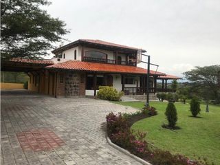 Foto 4 de CASA DE VENTA MEJOR SECTOR PUEMBO JUNTO CLUB ARRAYANES 2900m2 TERRENO
