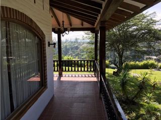CASA DE VENTA MEJOR SECTOR PUEMBO JUNTO CLUB ARRAYANES